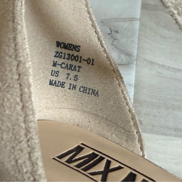 MIX NO. 6 • Stilettos - Size 7.5 - Picture 9 of 16